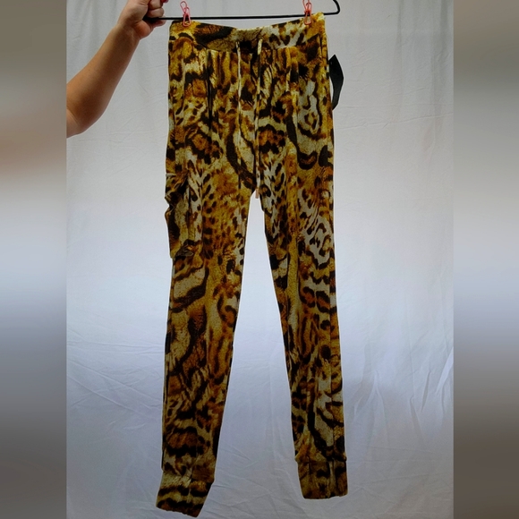 coldesina designs leapord pants - Picture 2 of 6